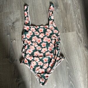 Acacia One Piece